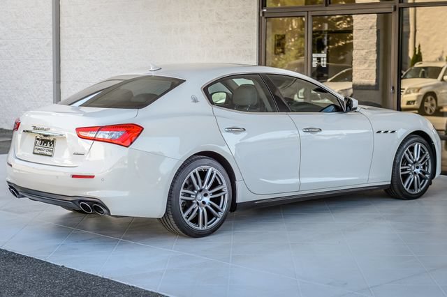 Used 2018 Maserati Ghibli RWD image 9