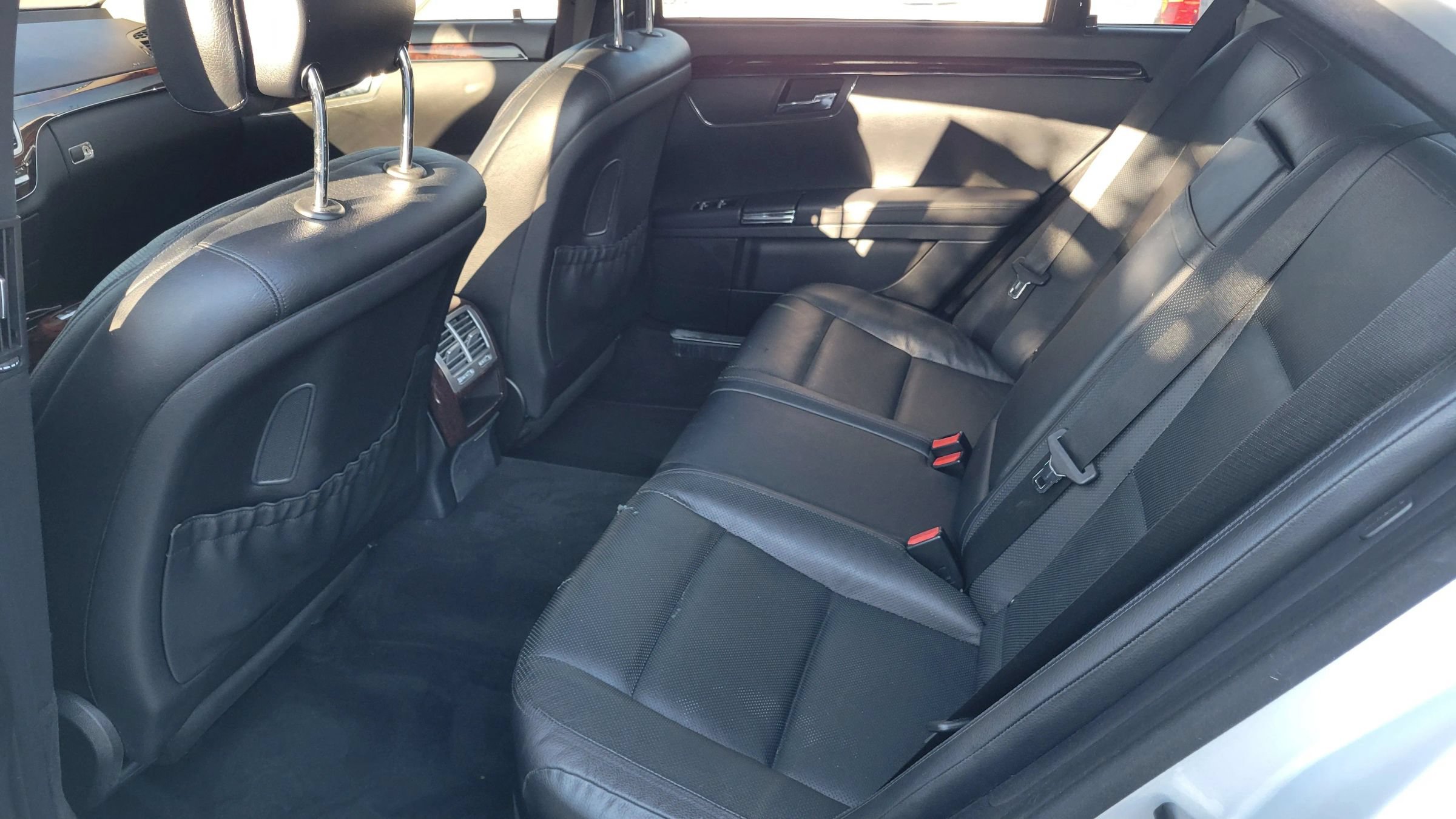 Used 2012 Mercedes-Benz S 550 4MATIC w/ Premium 2 Pkg image 24