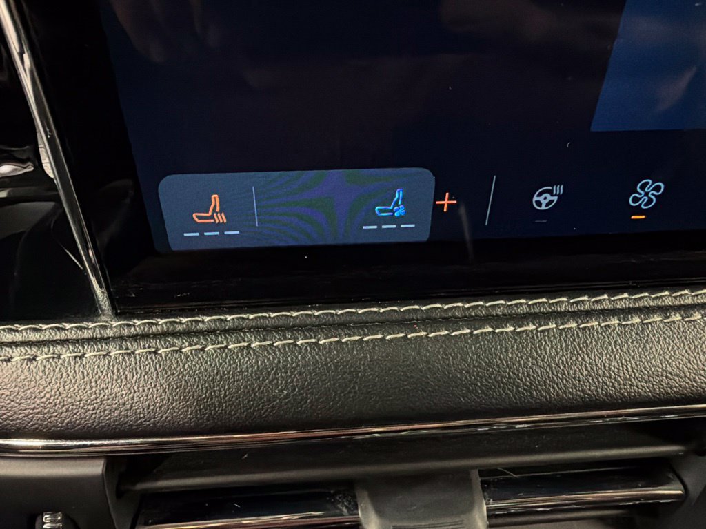 Certified 2023 Lincoln Corsair AWD w/ Equipment Group 101A image 13