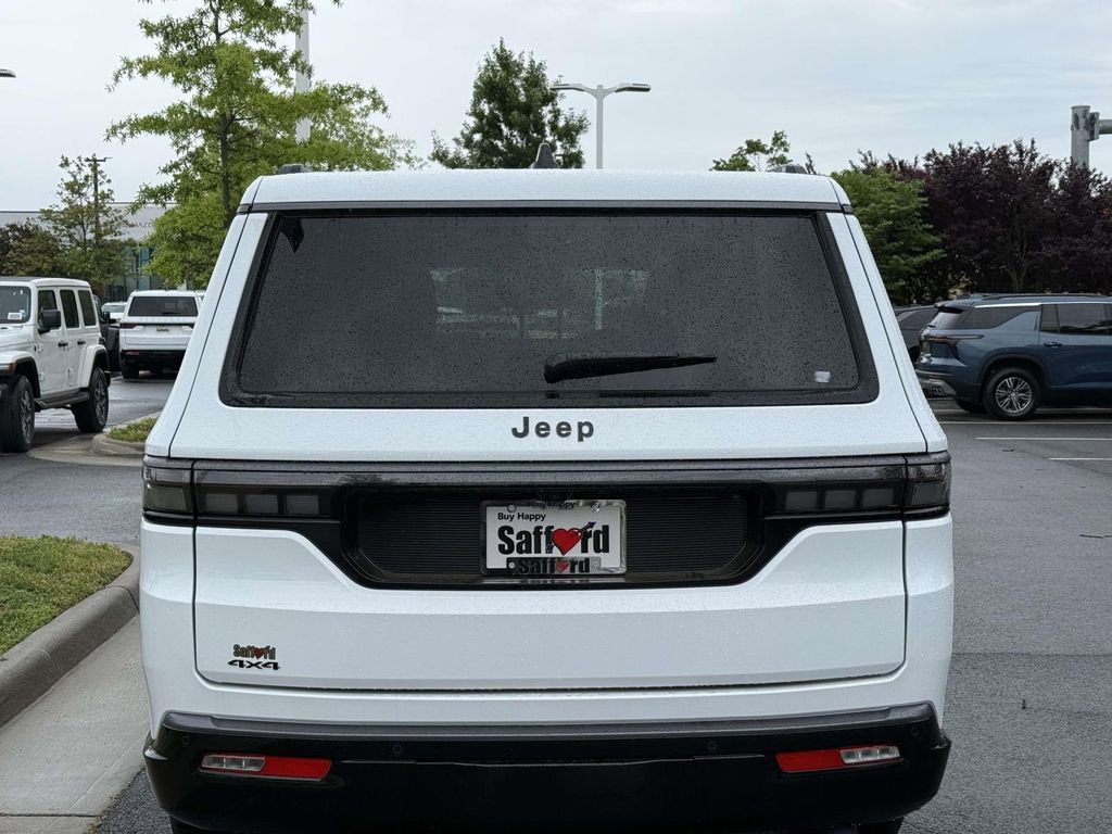 New 2026 Jeep Grand Wagoneer L Limited AWD/4WD image 11