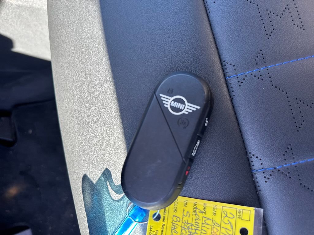 Used 2025 MINI Cooper Countryman S image 35