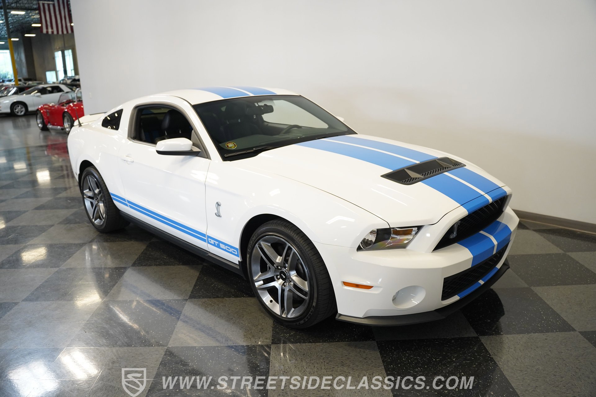 Used 2010 Ford Mustang Shelby GT500 image 21