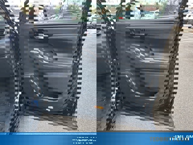 Used 2024 Toyota Highlander XLE image 22