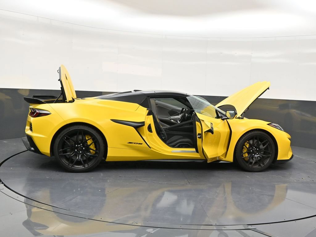 Used 2026 Chevrolet Corvette Z06 image 29