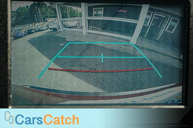 Used 2019 Toyota RAV4 XLE w/ Convenience Package FWD image 29