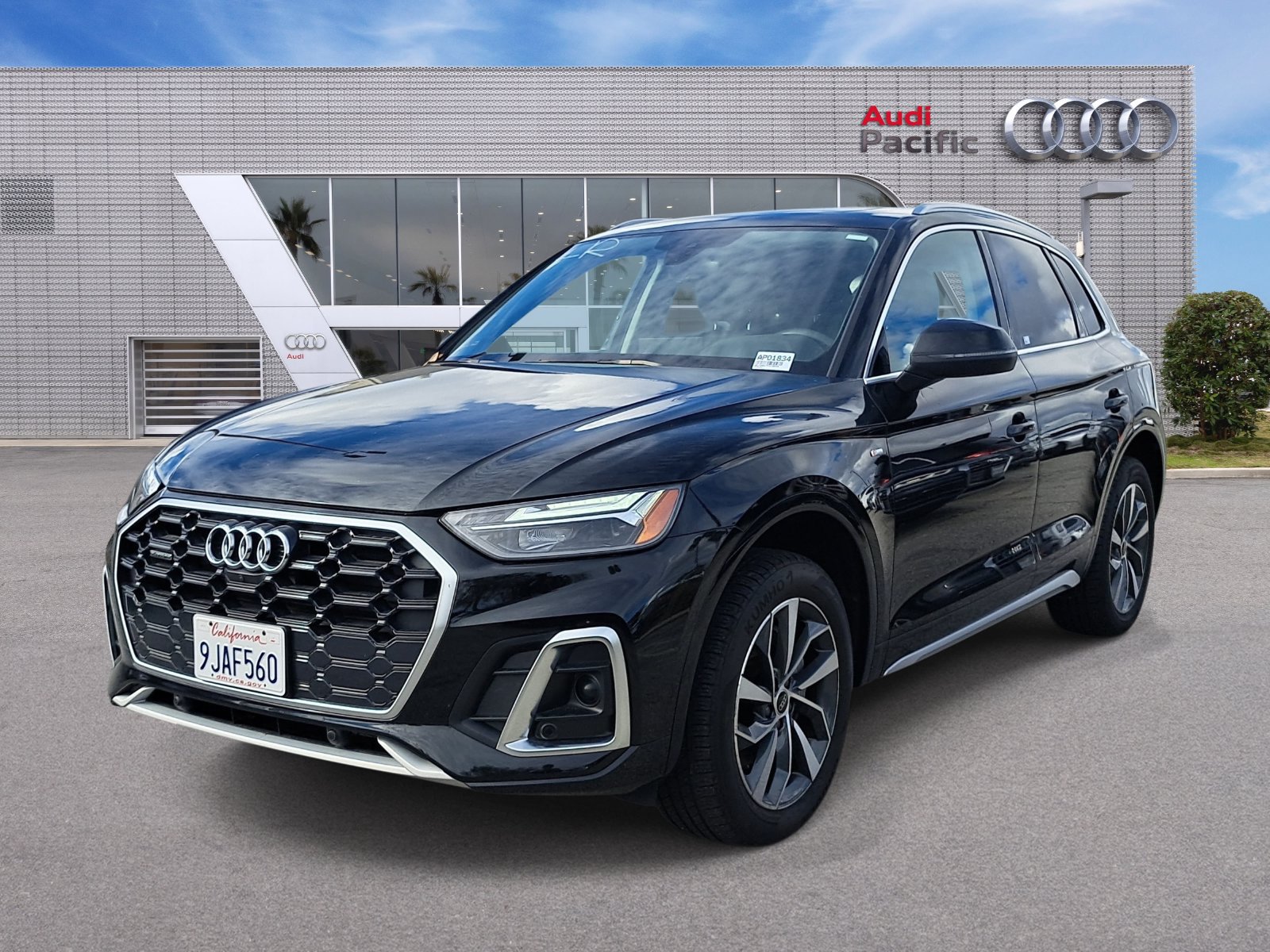 Used 2023 Audi Q5 2.0T Premium Plus w/ Premium Plus Package AWD/4WD image 1