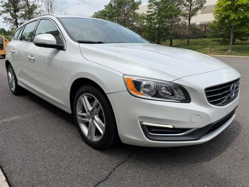 Used 2015 Volvo V60 T5 Premier FWD image 25