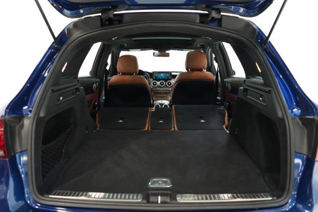 Used 2021 Mercedes-Benz GLC 300 4MATIC image 36