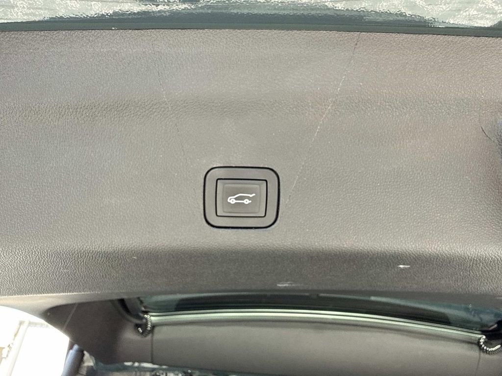 Used 2025 Chevrolet Tahoe RST w/ Comfort Package RWD image 12