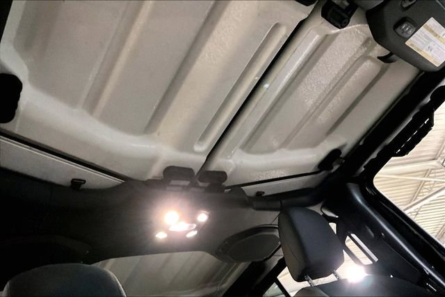 Used 2020 Jeep Wrangler Unlimited Sport S AWD/4WD image 17