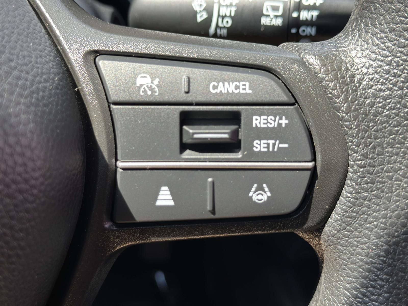 Used 2023 Honda HR-V LX image 15
