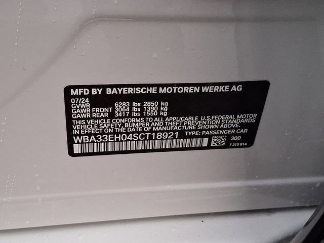 Used 2025 BMW 740i xDrive AWD/4WD image 29