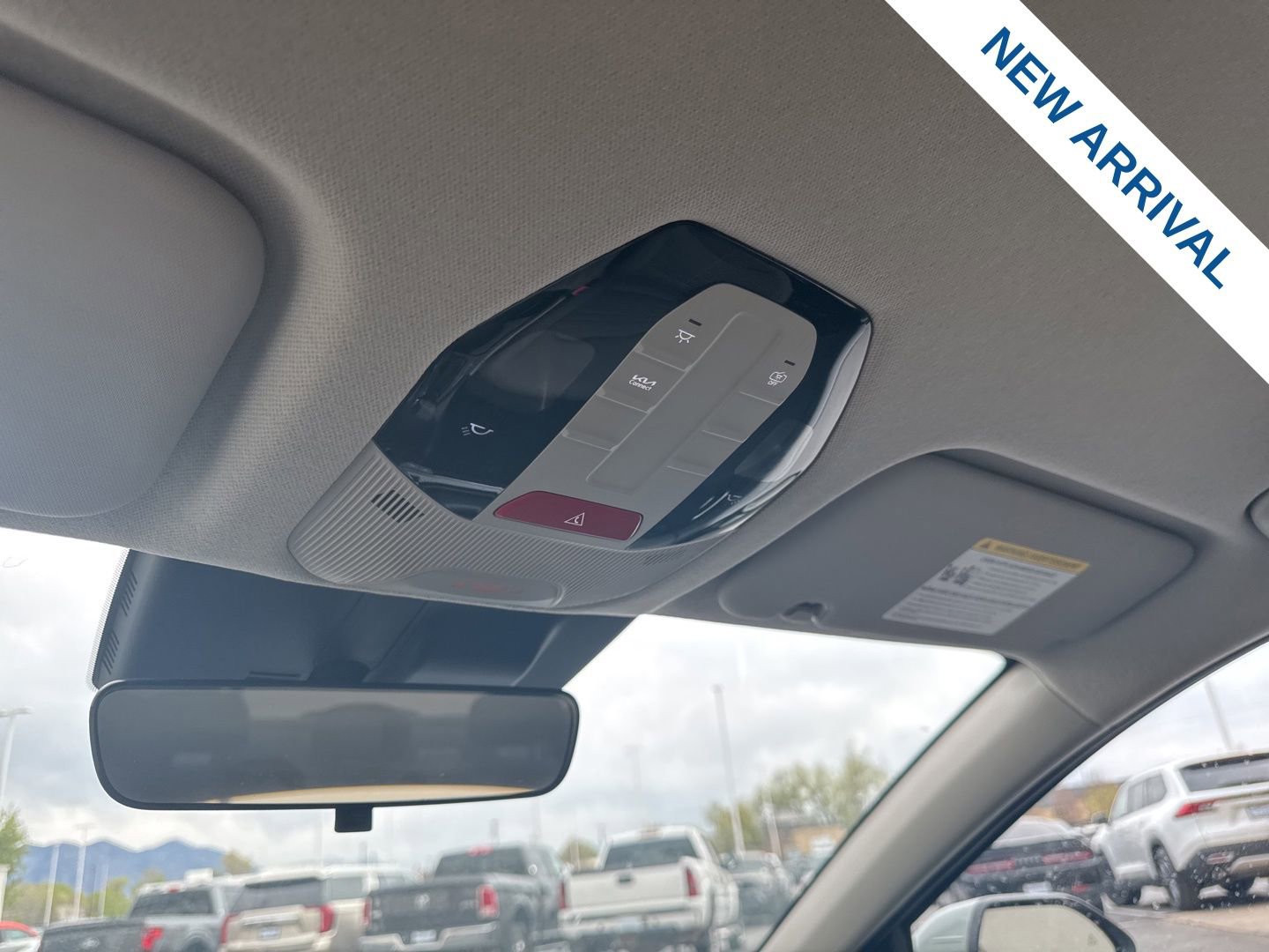 Used 2025 Kia K4 EX image 29