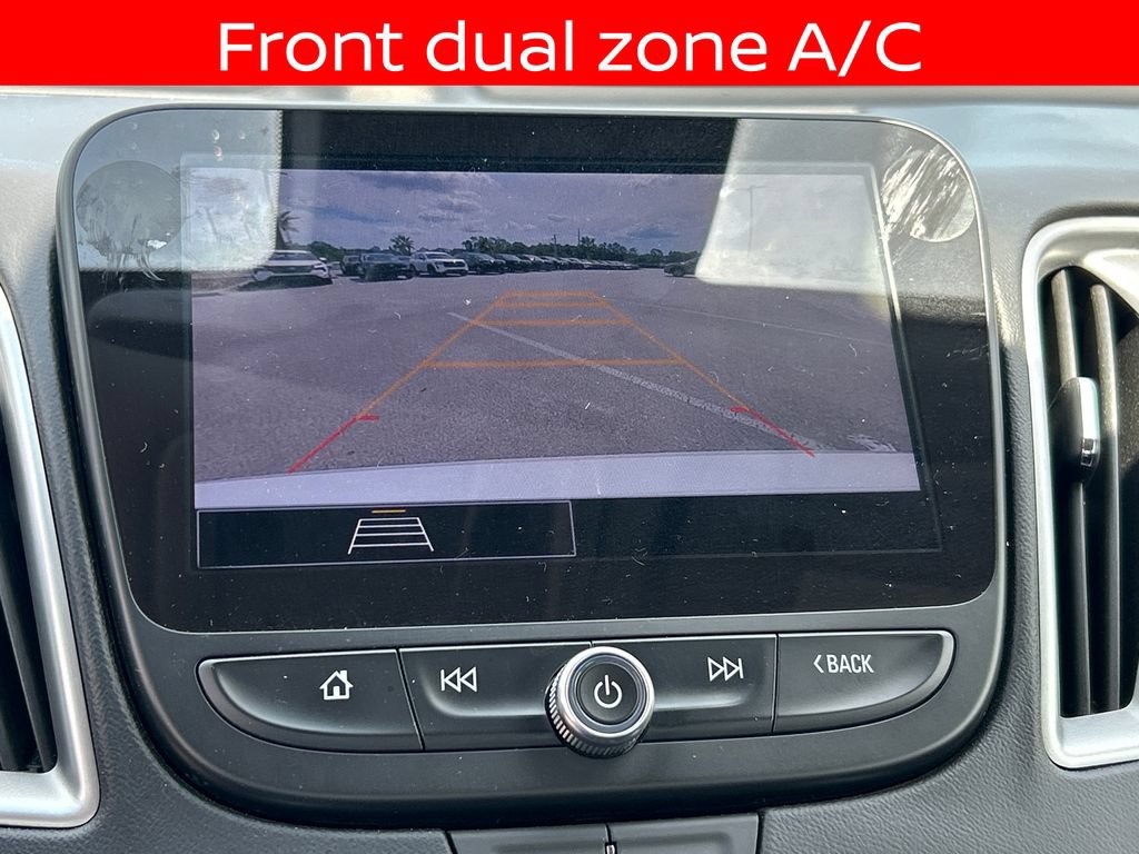 Used 2025 Chevrolet Malibu LT FWD image 18