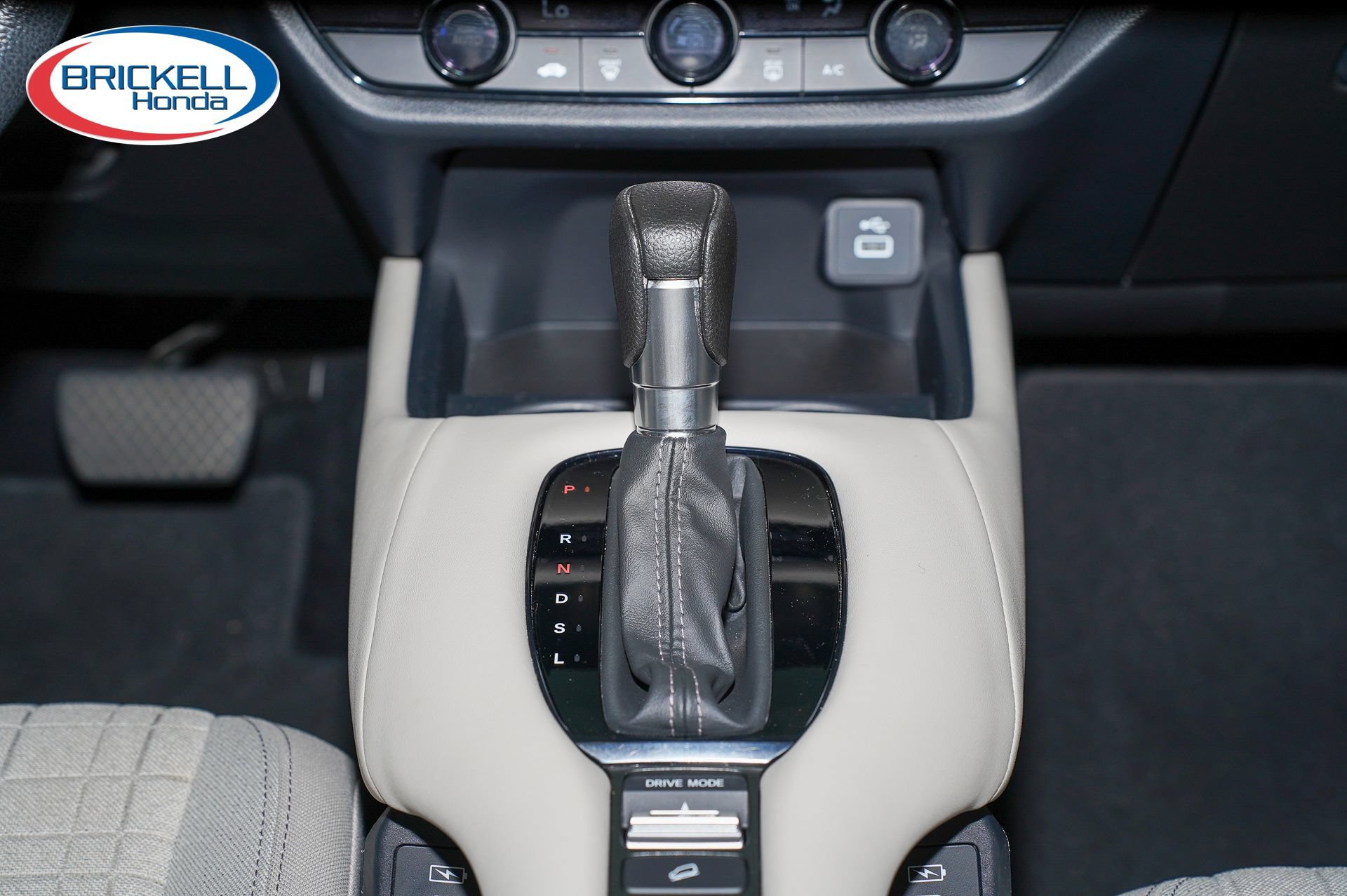 Certified 2024 Honda HR-V LX image 25