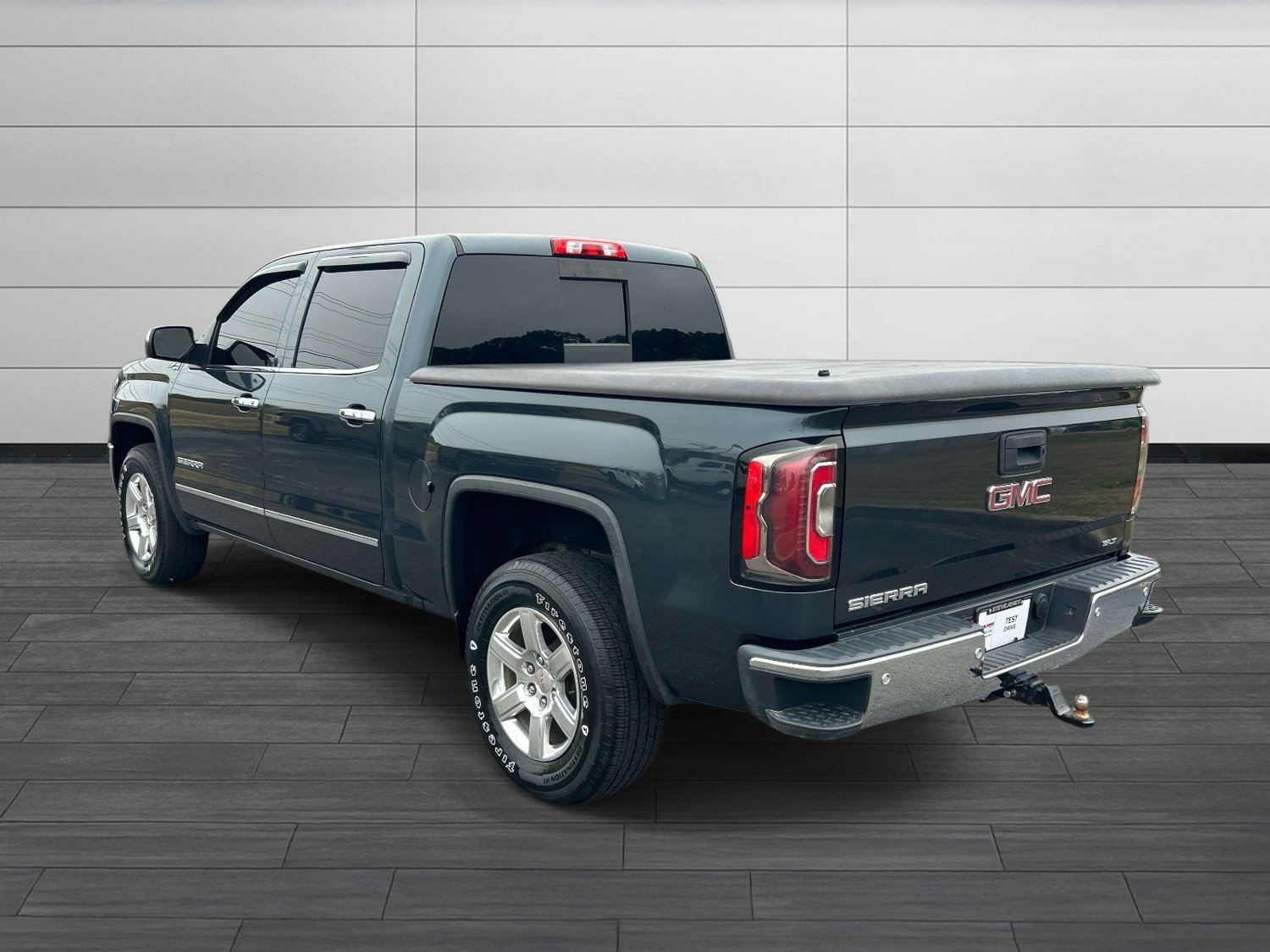 Used 2017 GMC Sierra 1500 SLT w/ SLT Preferred Package AWD/4WD image 6