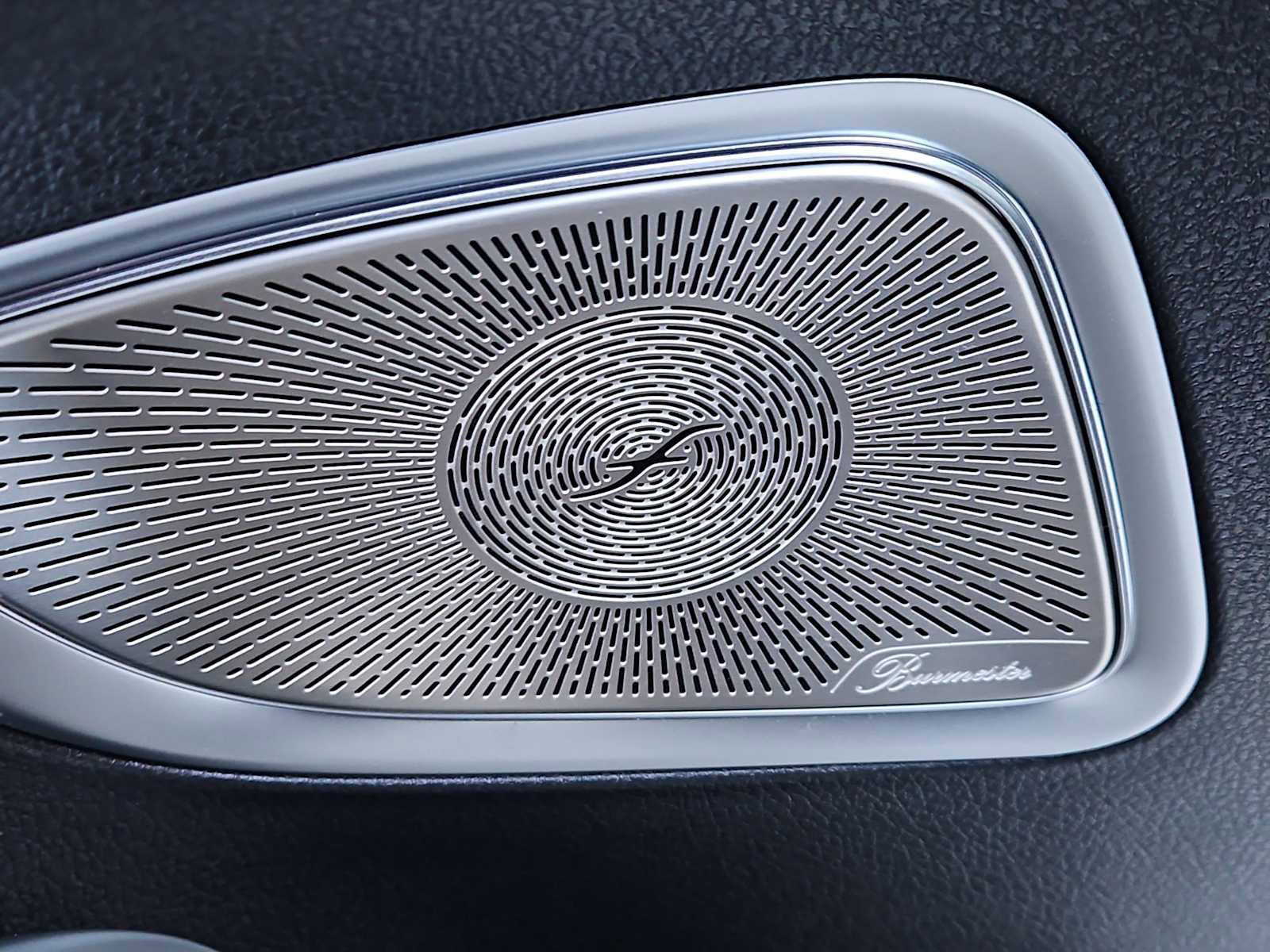 Used 2024 Mercedes-Benz C 300 4MATIC Sedan w/ Exclusive Trim Package image 19