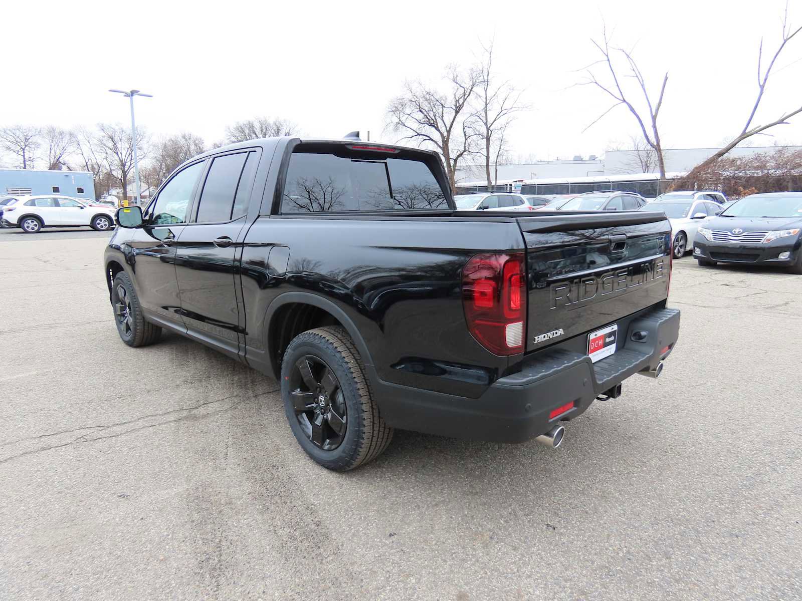 New 2026 Honda Ridgeline Black Edition image 4