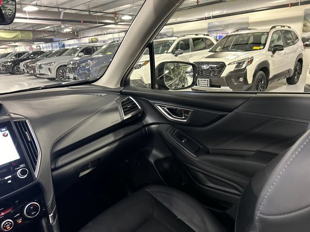 Certified 2023 Subaru Forester Touring AWD/4WD image 26