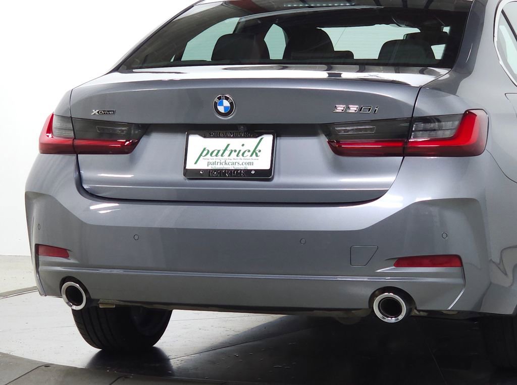 Used 2024 BMW 330i xDrive Sedan w/ Convenience Package AWD/4WD image 12