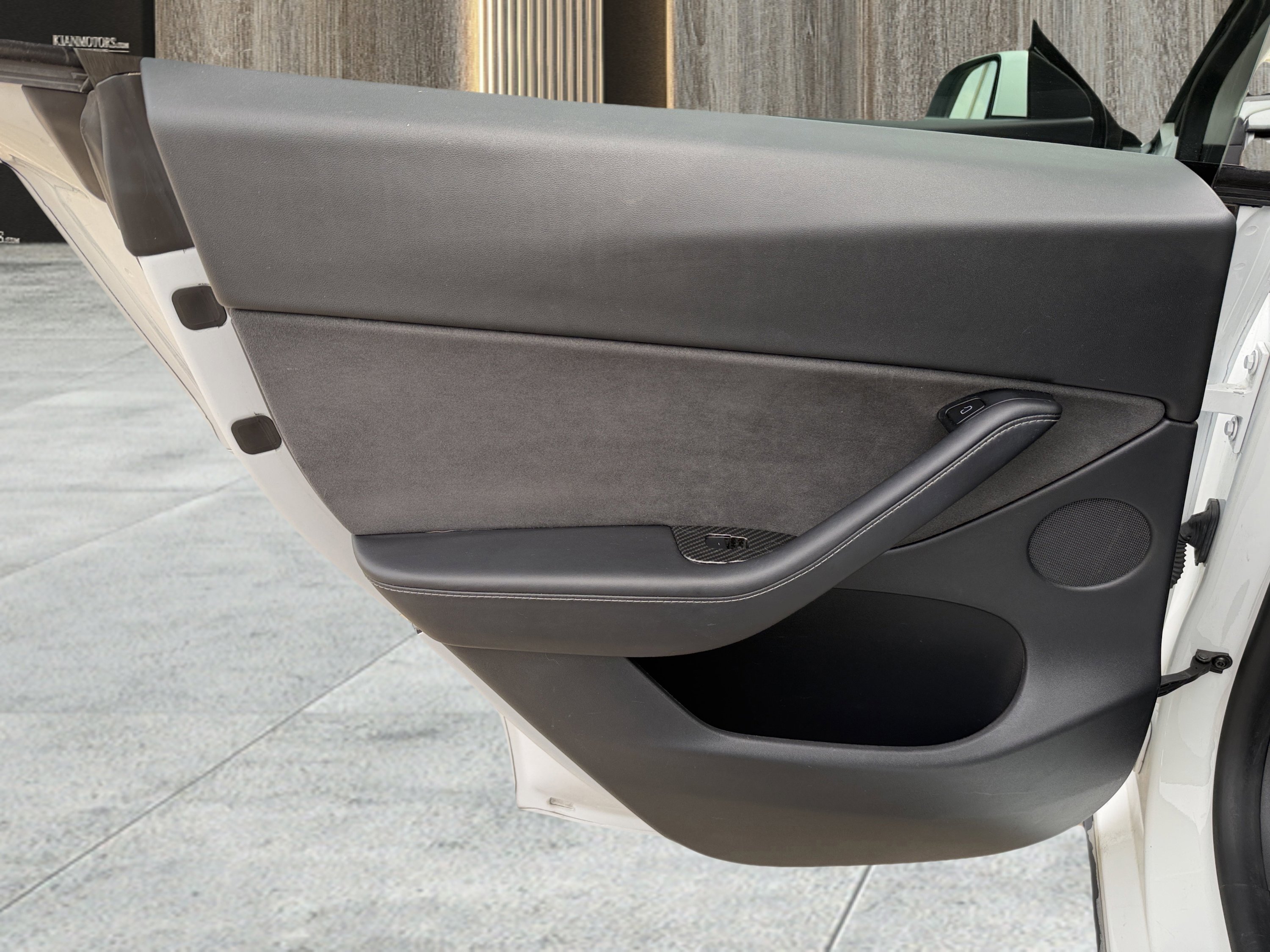 Used 2021 Tesla Model Y Long Range image 25