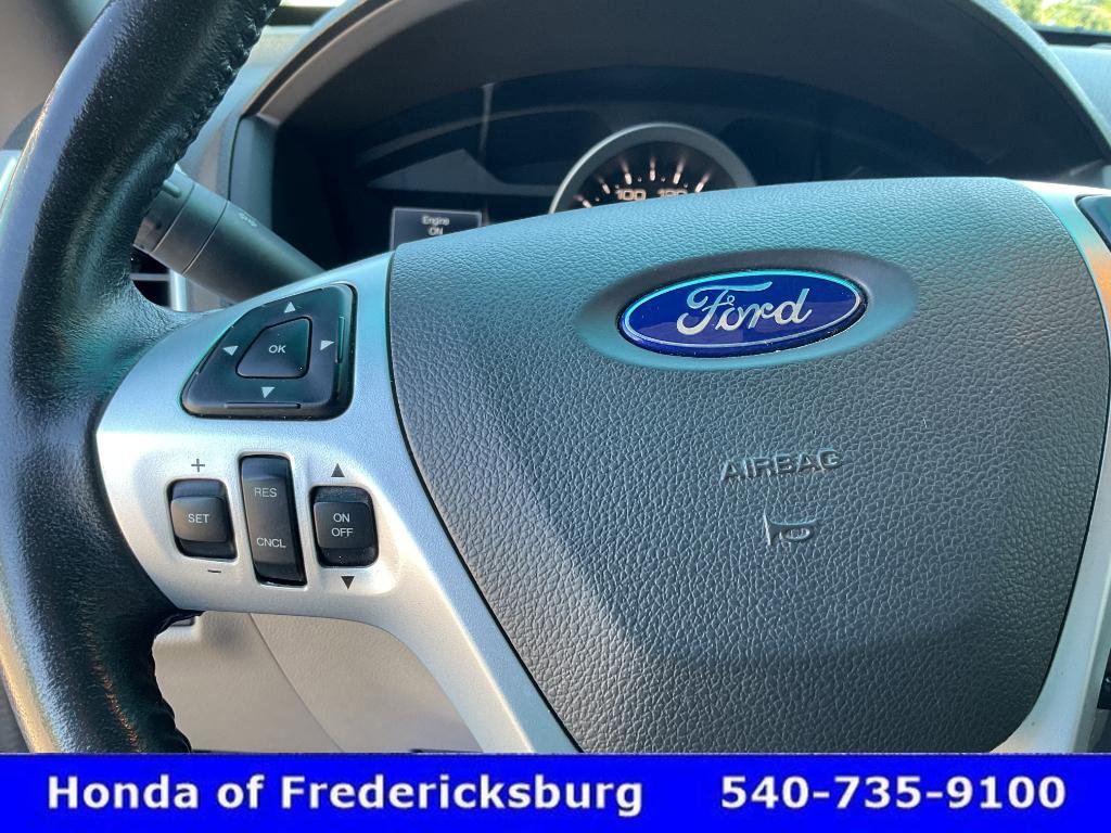 Used 2015 Ford Explorer XLT w/ Equipment Group 202A FWD image 31