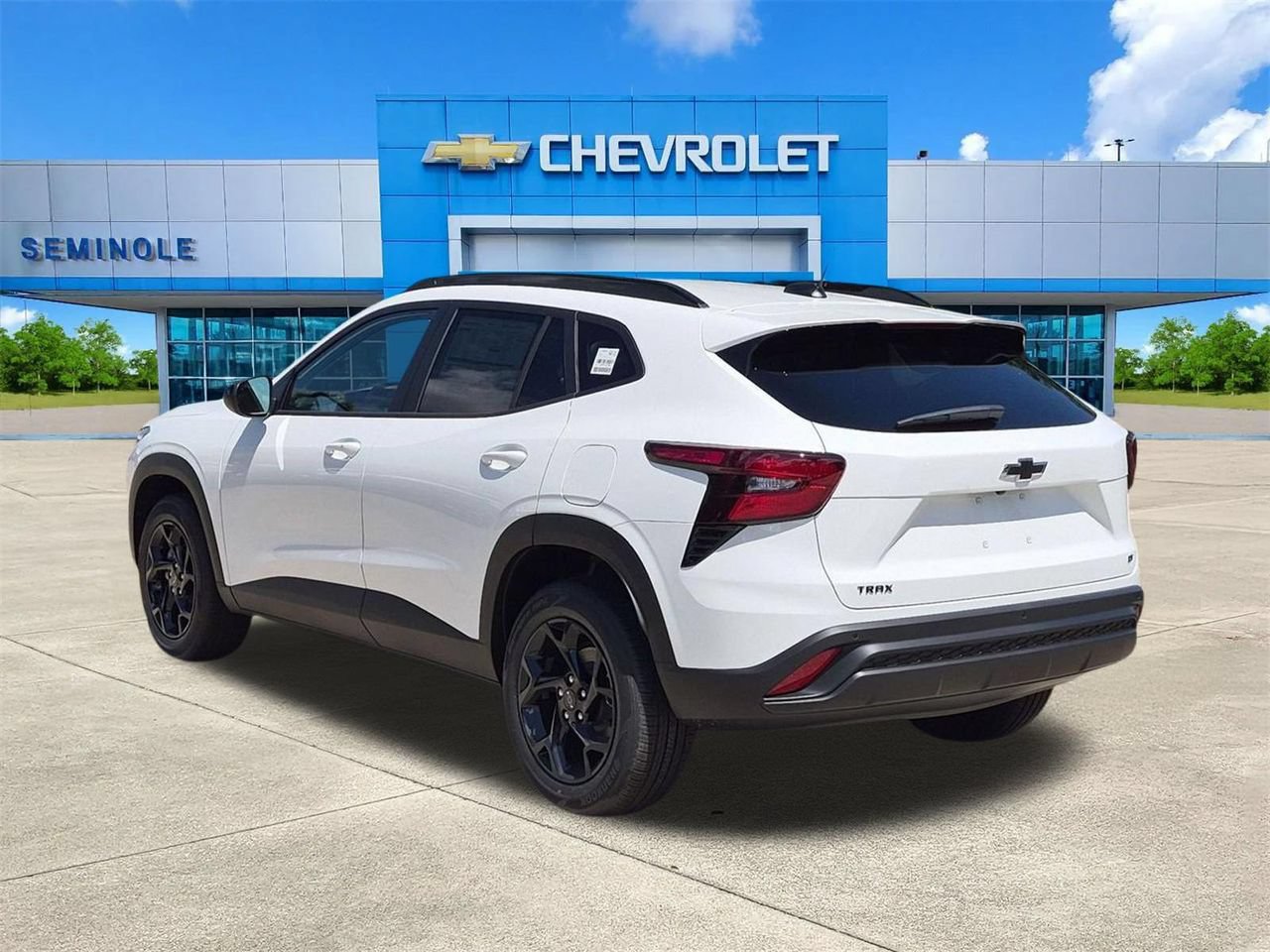 New 2026 Chevrolet Trax LT w/ Driver Confidence Package FWD image 3