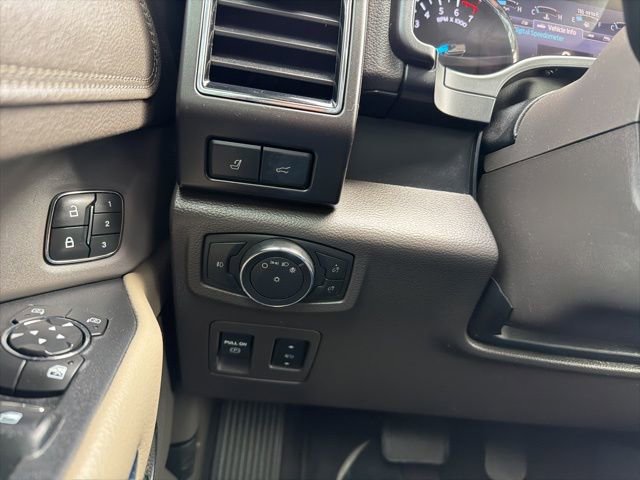 Used 2021 Ford Expedition Max Limited AWD/4WD image 13