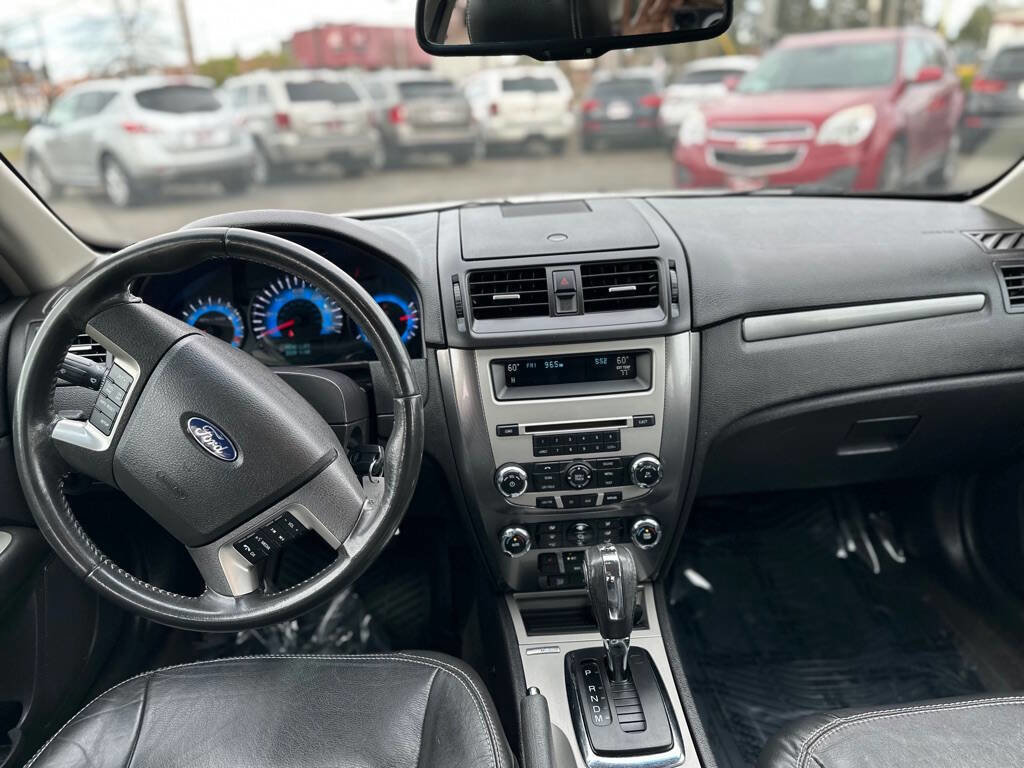 Used 2011 Ford Fusion SEL w/ Moons & Tunes Pkg FWD image 20
