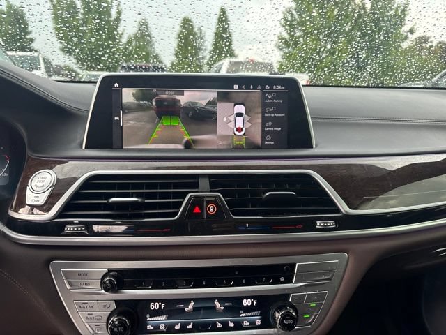 Used 2022 BMW 750i xDrive w/ Executive Package AWD/4WD image 12