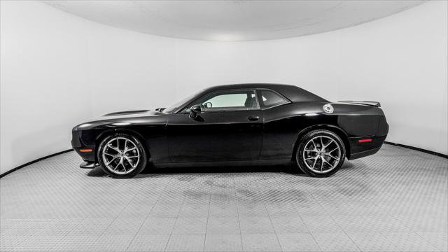 Used 2022 Dodge Challenger GT RWD image 3