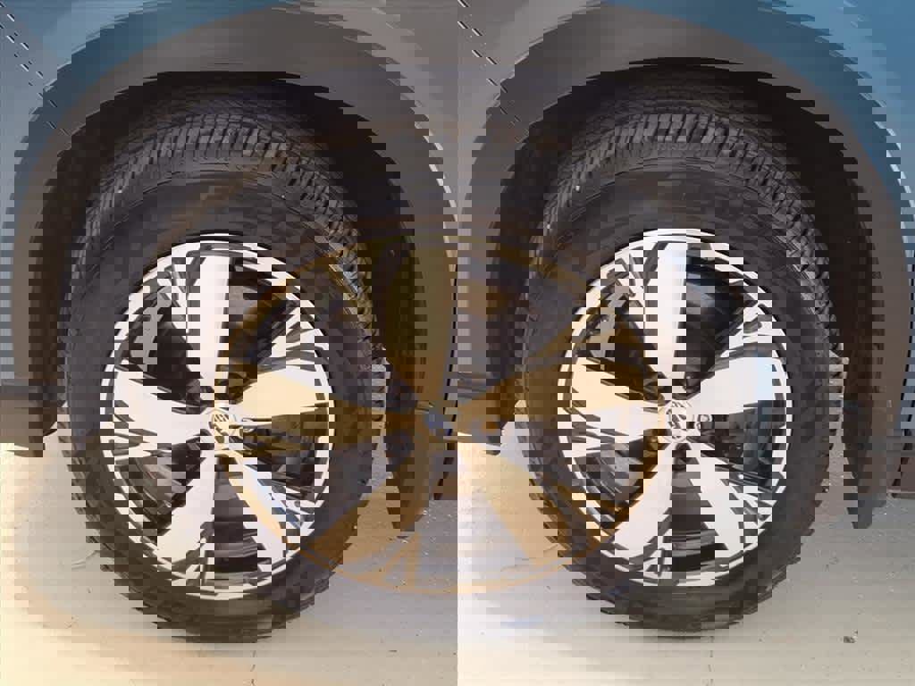 Used 2021 Subaru Forester Touring w/ Popular Package #2 image 8