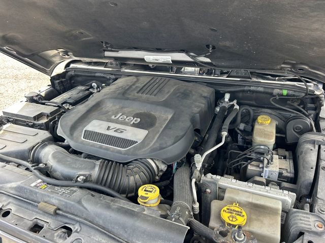 Used 2017 Jeep Wrangler Unlimited Rubicon image 35