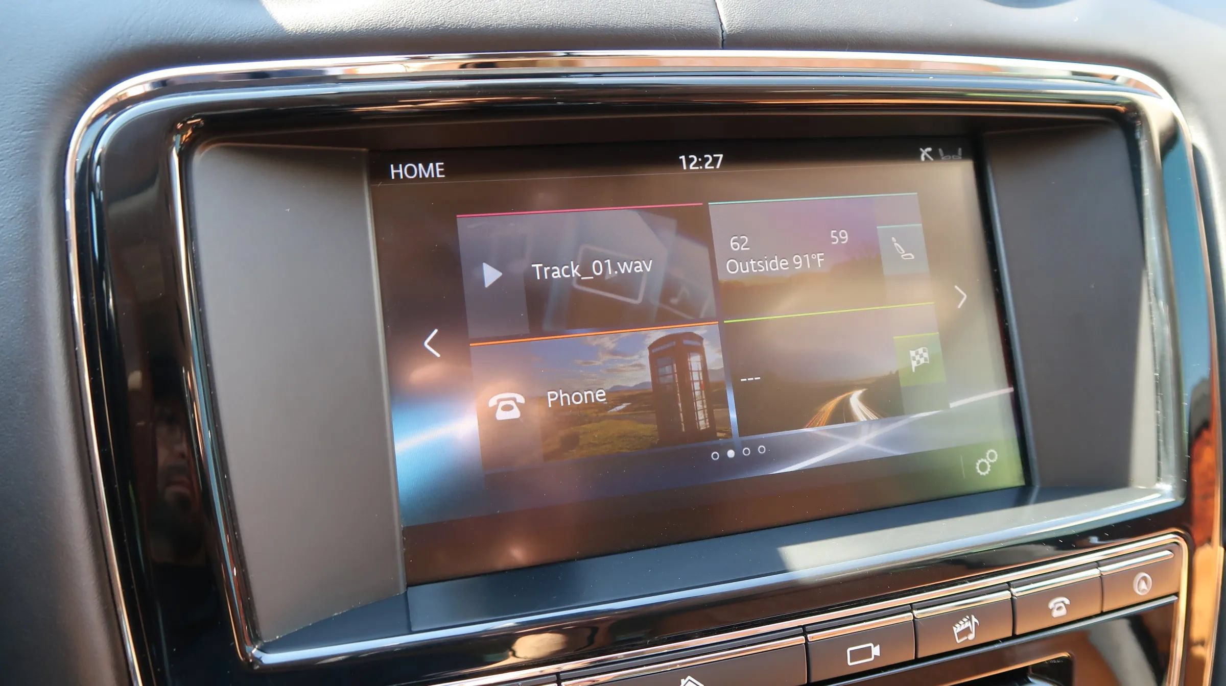 Used 2017 Jaguar XJ L Portfolio AWD/4WD image 33