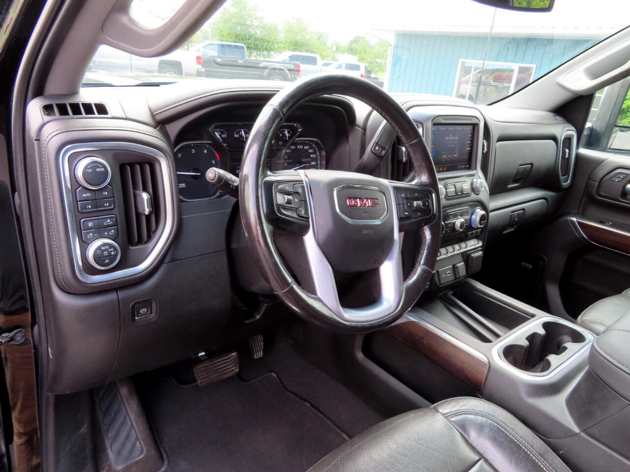 Used 2020 GMC Sierra 2500 SLT w/ SLT Premium Plus Package image 29