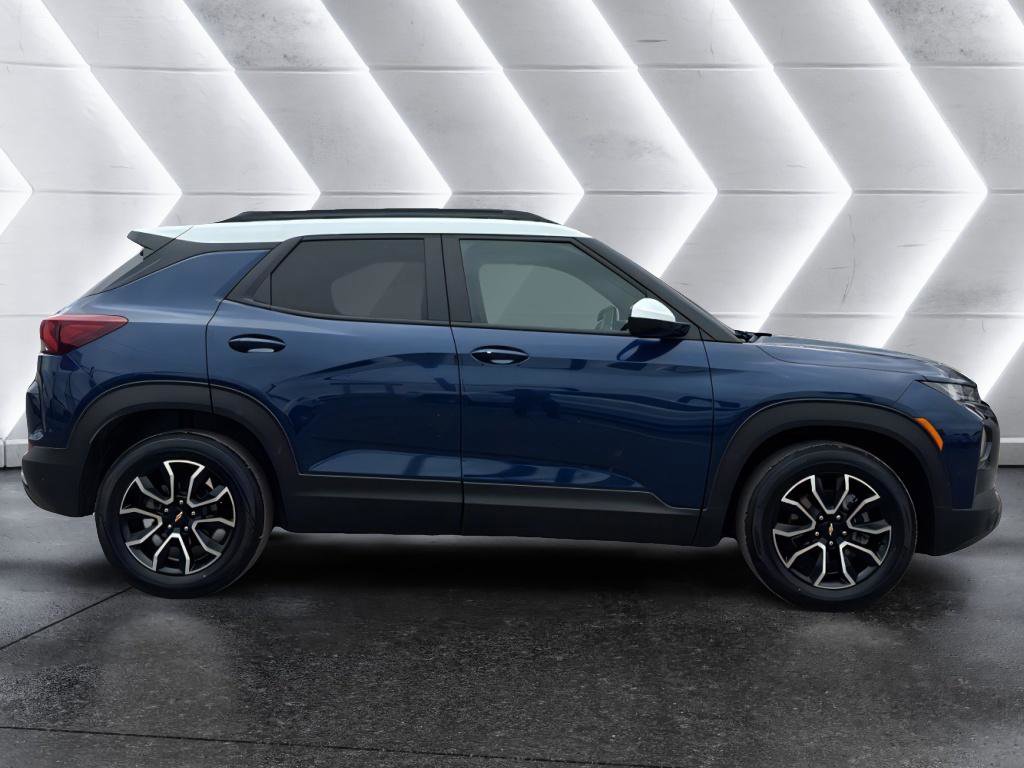 Used 2022 Chevrolet TrailBlazer ACTIV w/ Sun and Liftgate Package image 8