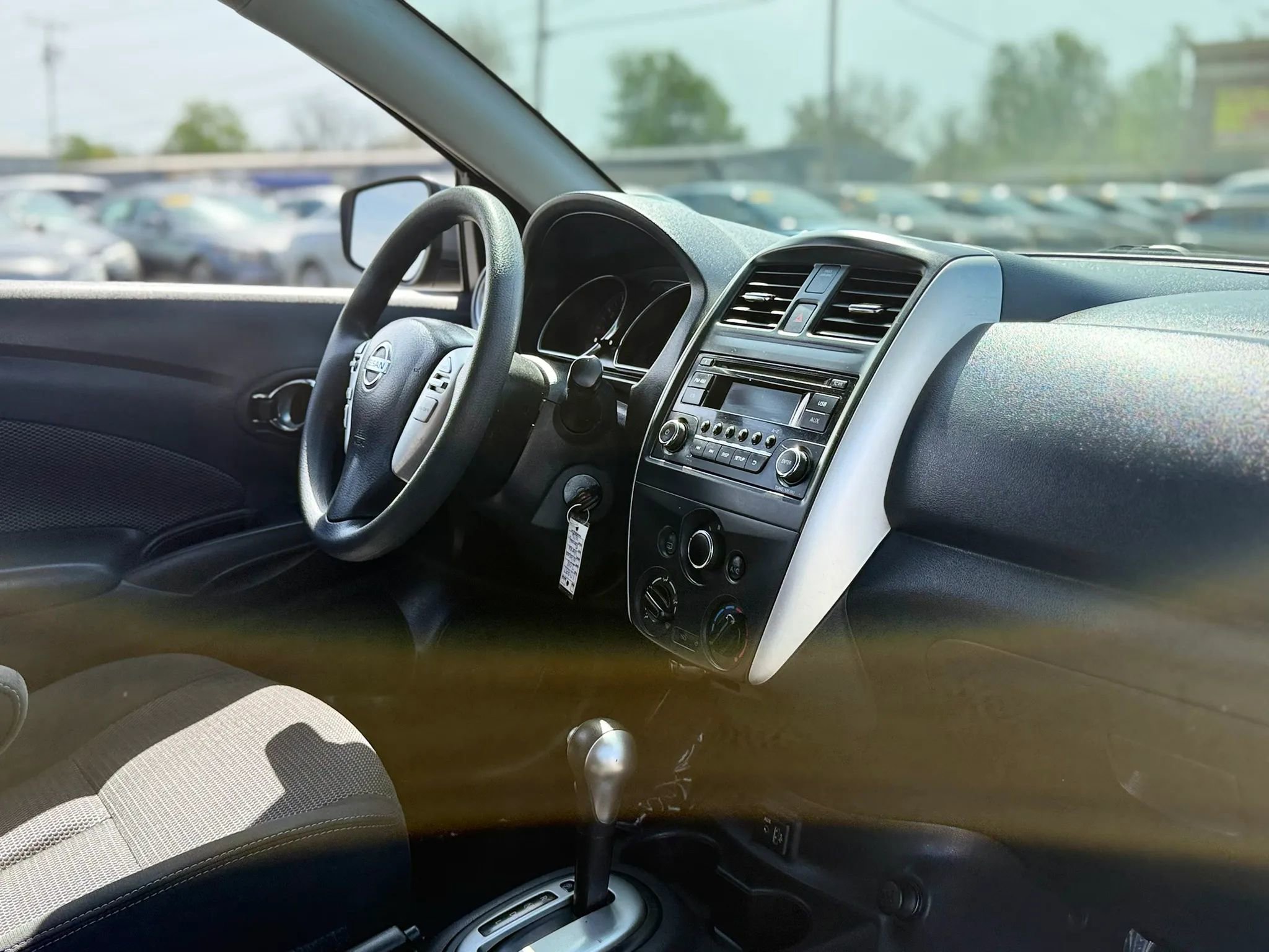 Used 2018 Nissan Versa SV FWD image 32