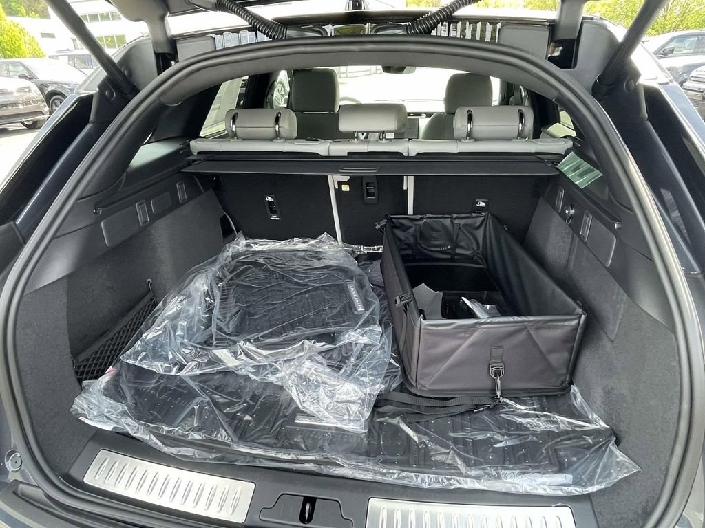 New 2026 Land Rover Range Rover Velar S AWD/4WD image 15