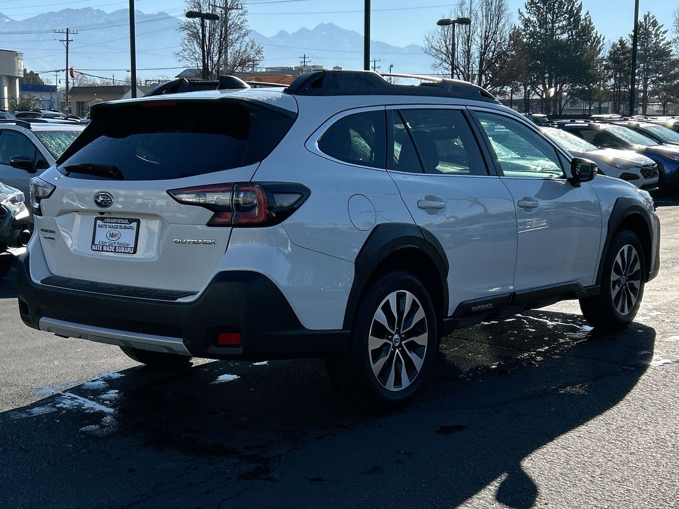 Certified 2023 Subaru Outback Limited image 3