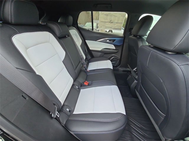 New 2026 Chevrolet Equinox EV LT w/ LPO, All-Weather Mat Package image 28