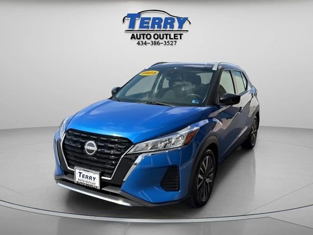 Used 2023 Nissan Kicks SV image 4