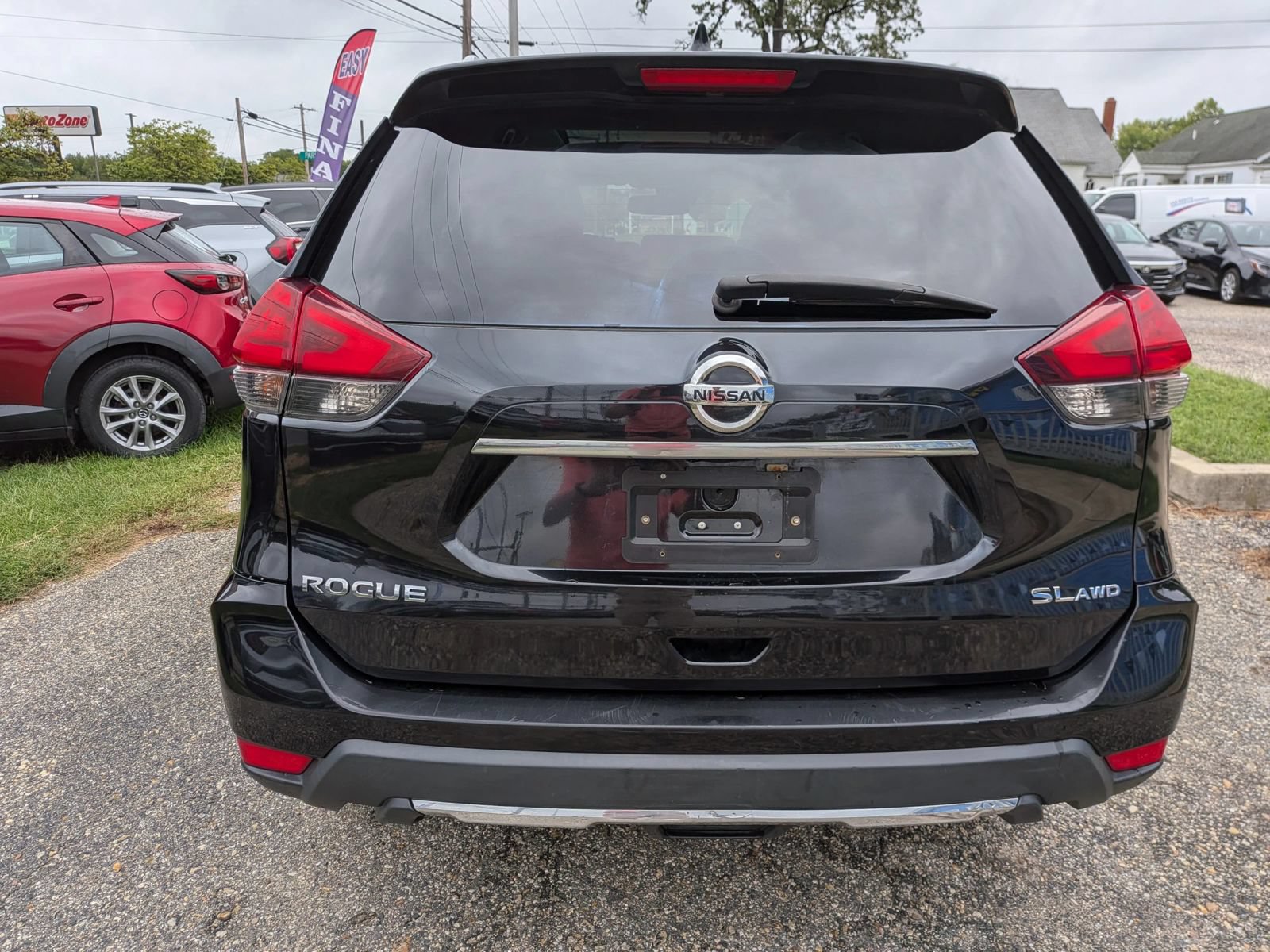Used 2017 Nissan Rogue SL w/ SL Premium Package AWD/4WD image 4
