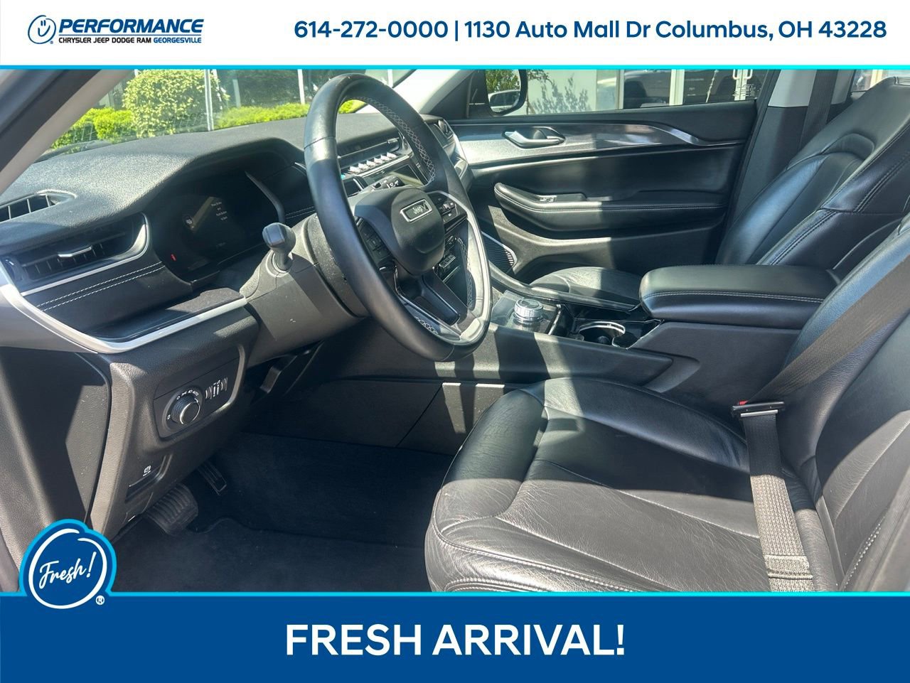 Used 2021 Jeep Grand Cherokee L Laredo w/ Luxury Tech Group I AWD/4WD image 12