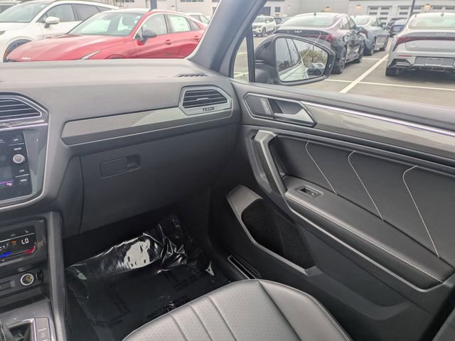 Used 2023 Volkswagen Tiguan S image 17