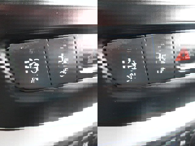 Used 2014 Jeep Cherokee Trailhawk w/ Technology Group image 23