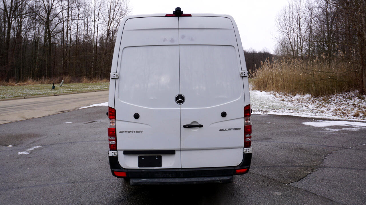 Used 2016 Mercedes-Benz Sprinter 2500 w/ Driver Comfort Package image 4
