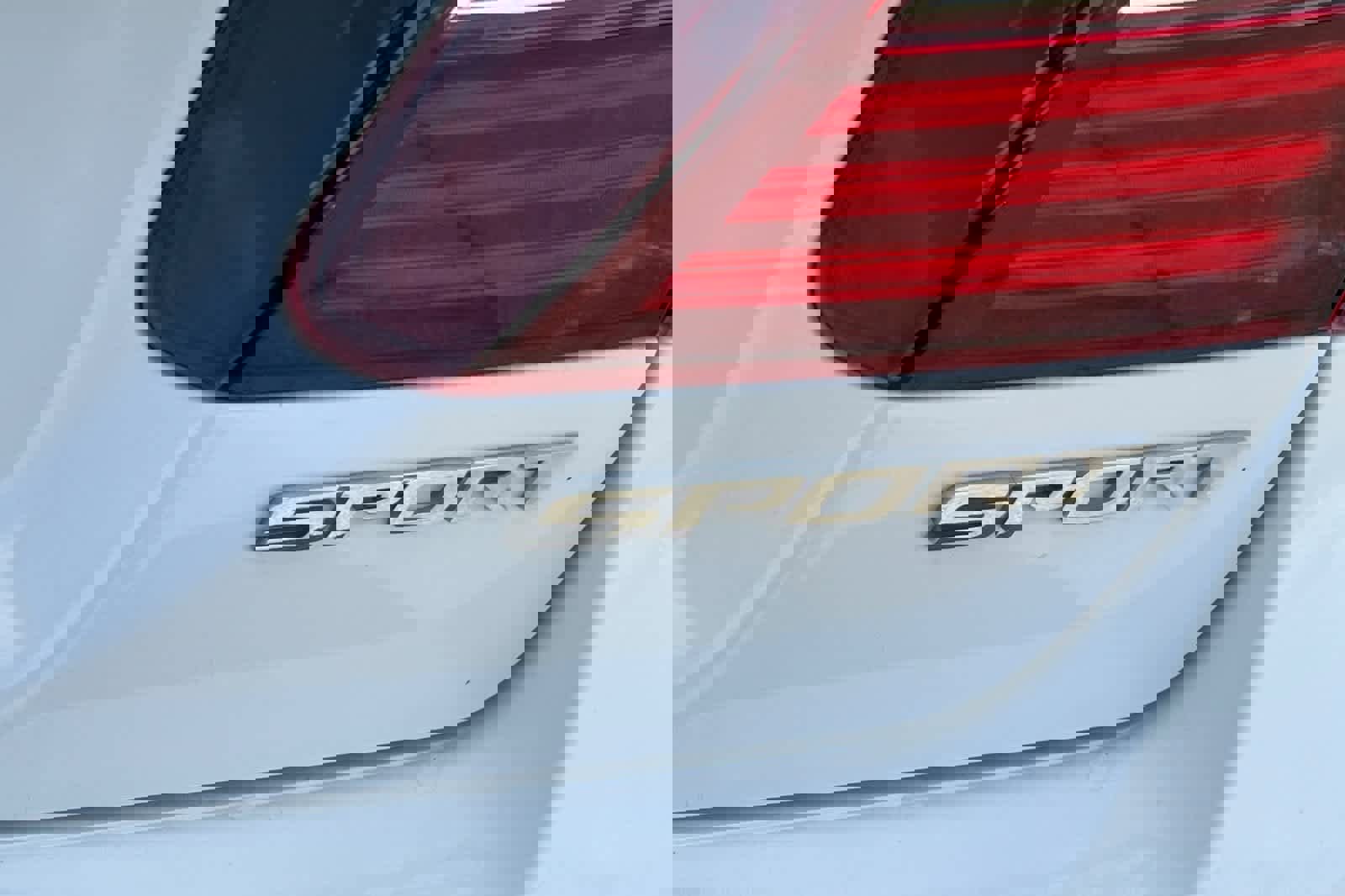 Used 2016 Honda Accord Sport image 7