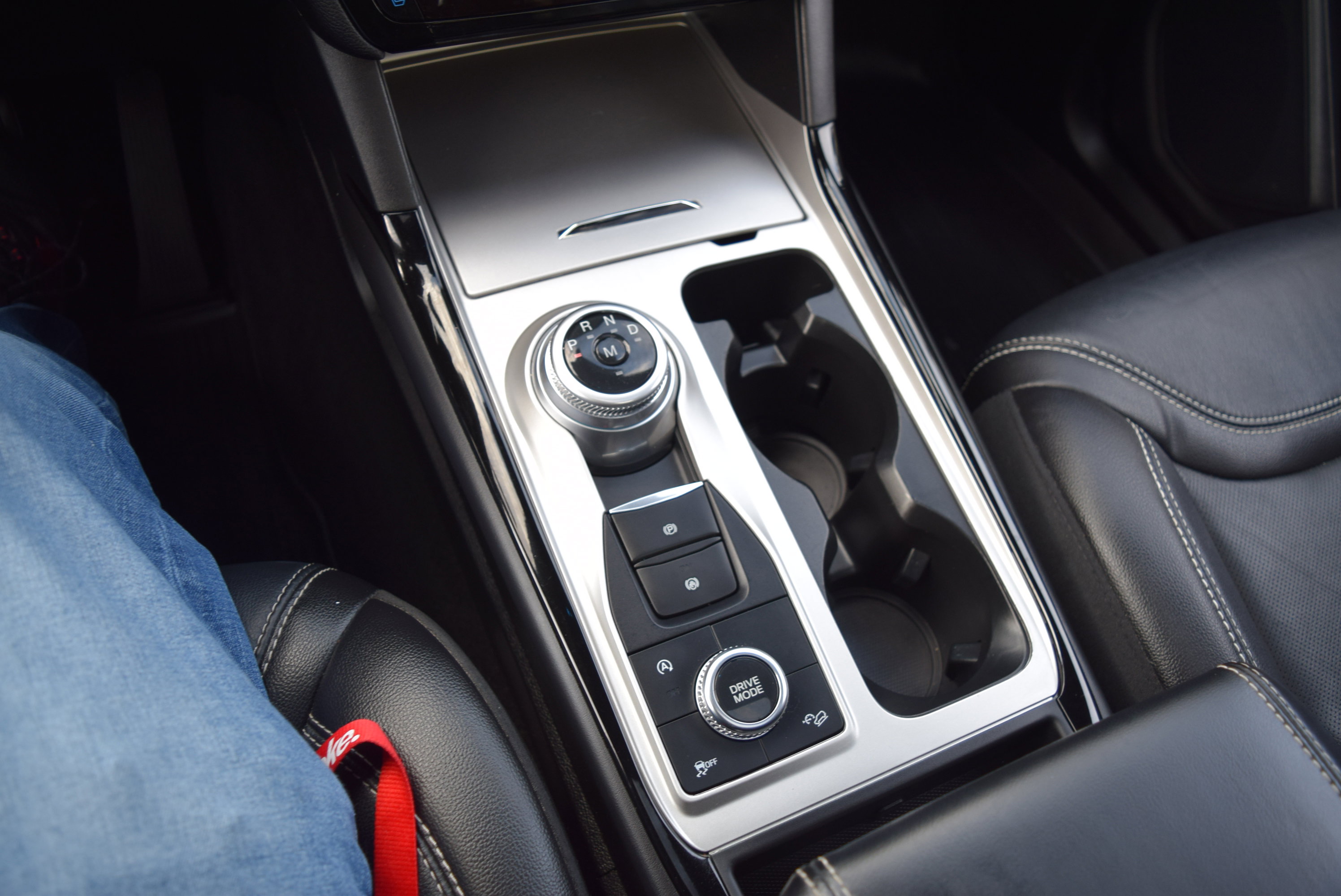 Used 2022 Ford Explorer ST w/ Equipment Group 401A image 18