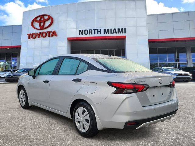 Used 2025 Nissan Versa S w/ Trunk Package FWD image 3
