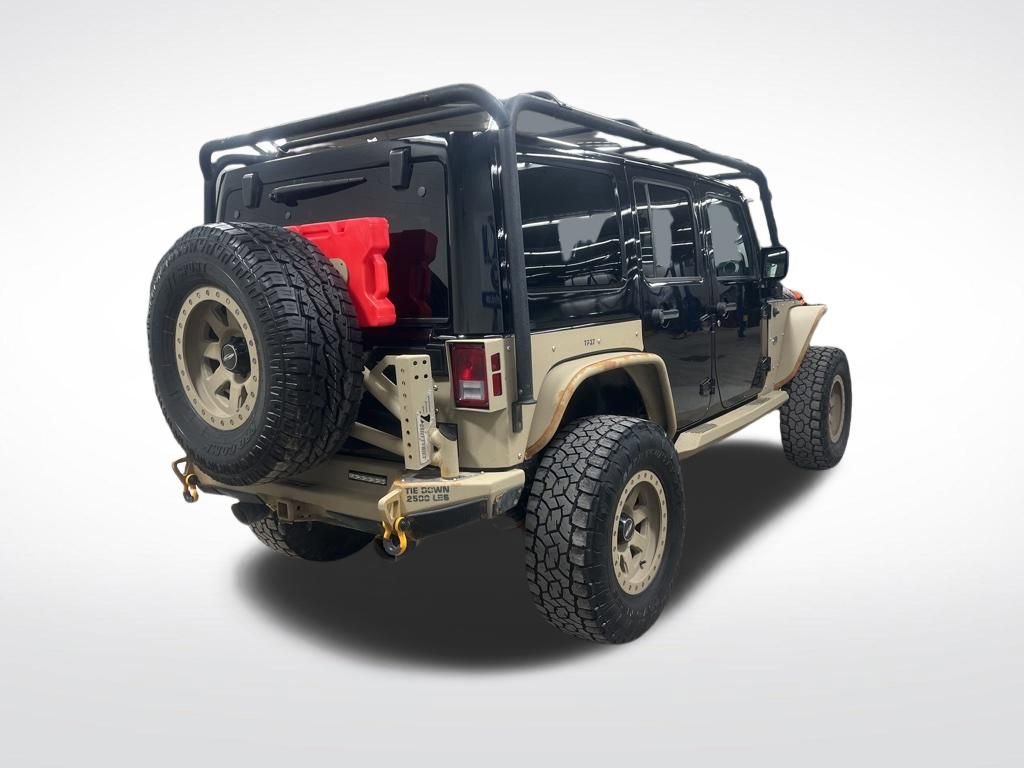 Used 2015 Jeep Wrangler Unlimited Rubicon w/ Connectivity Group image 3